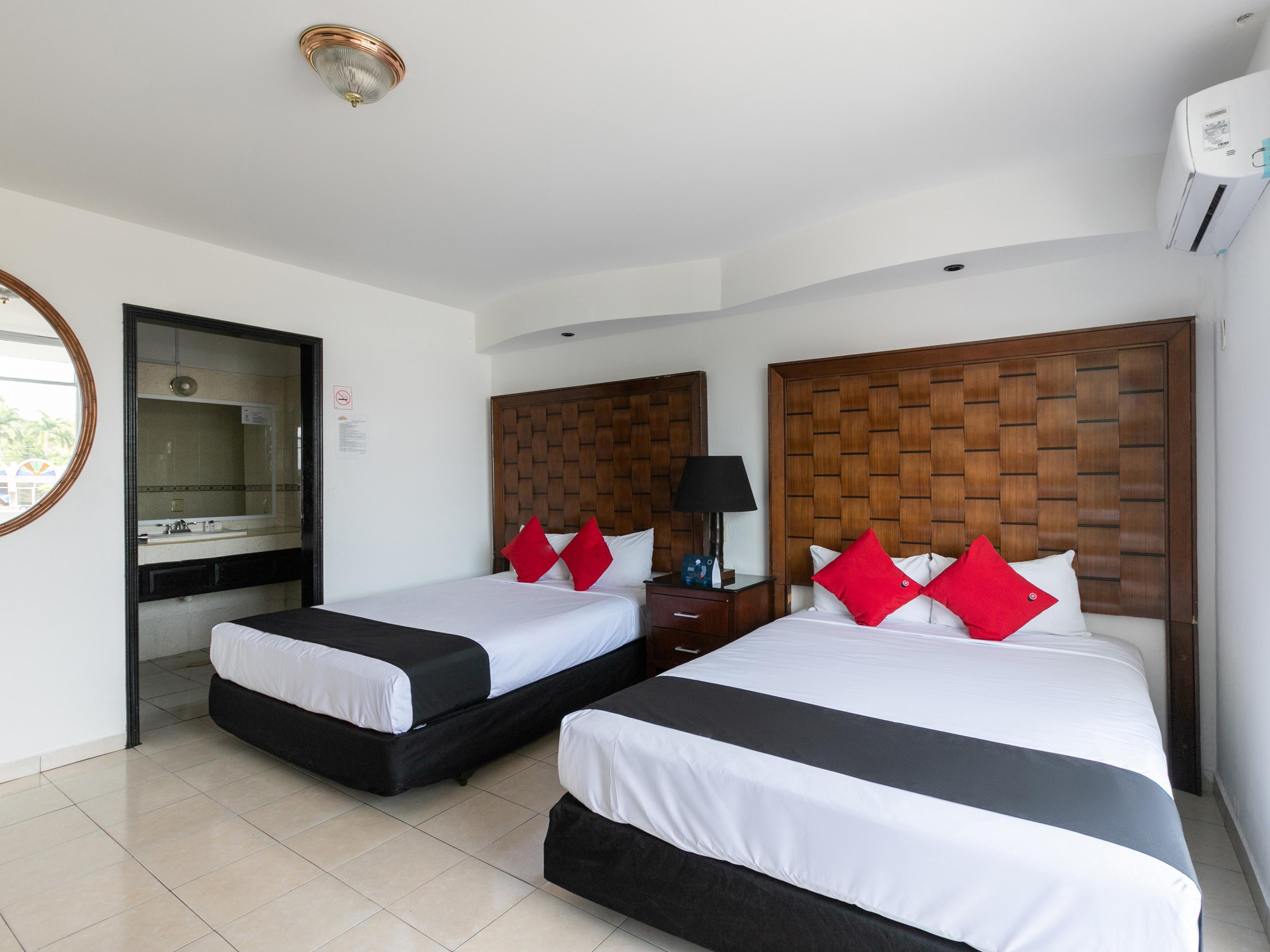 Capital O Zona Dorada Inn, Mazatlán Kültér fotó