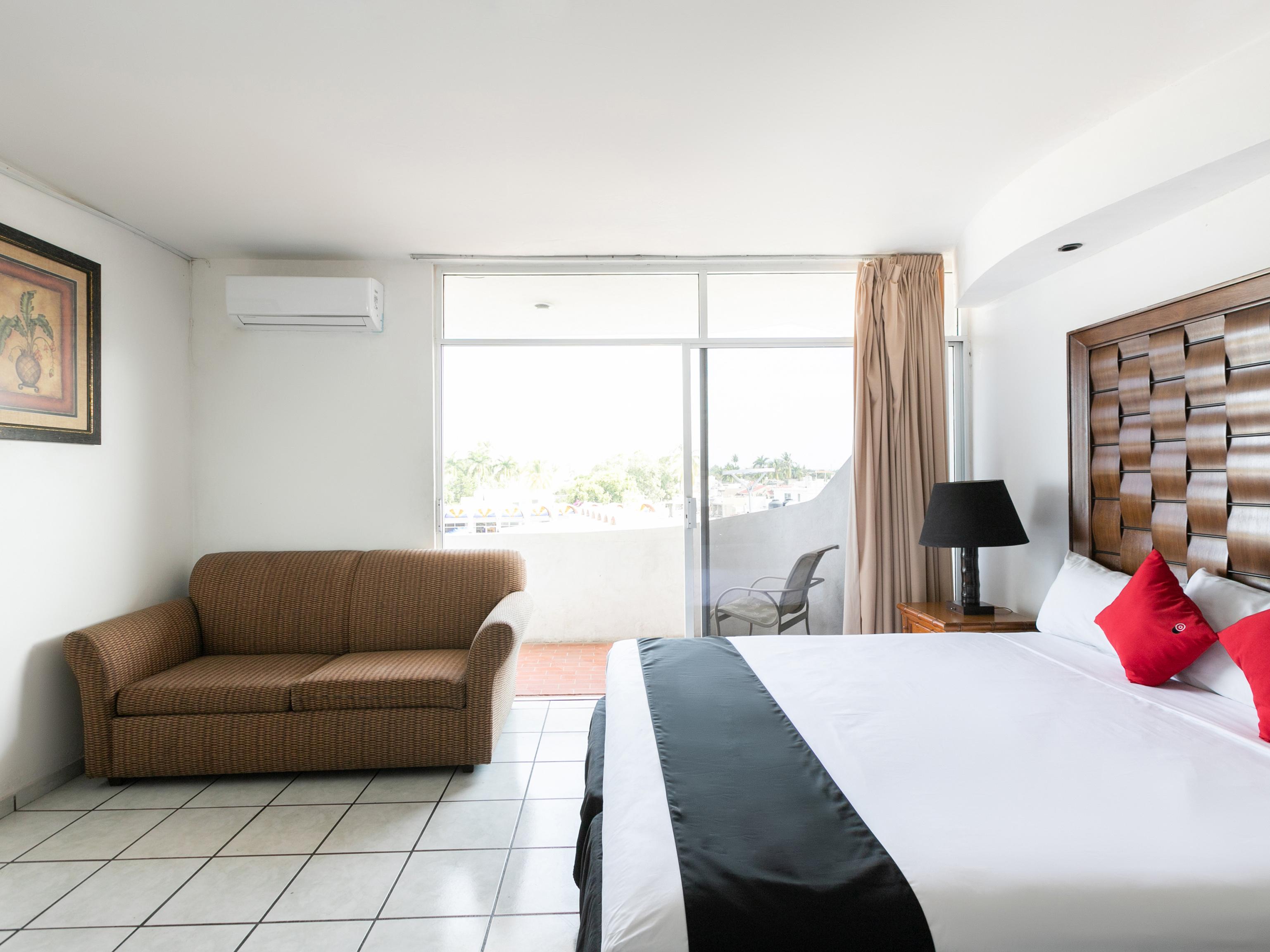Capital O Zona Dorada Inn, Mazatlán Kültér fotó
