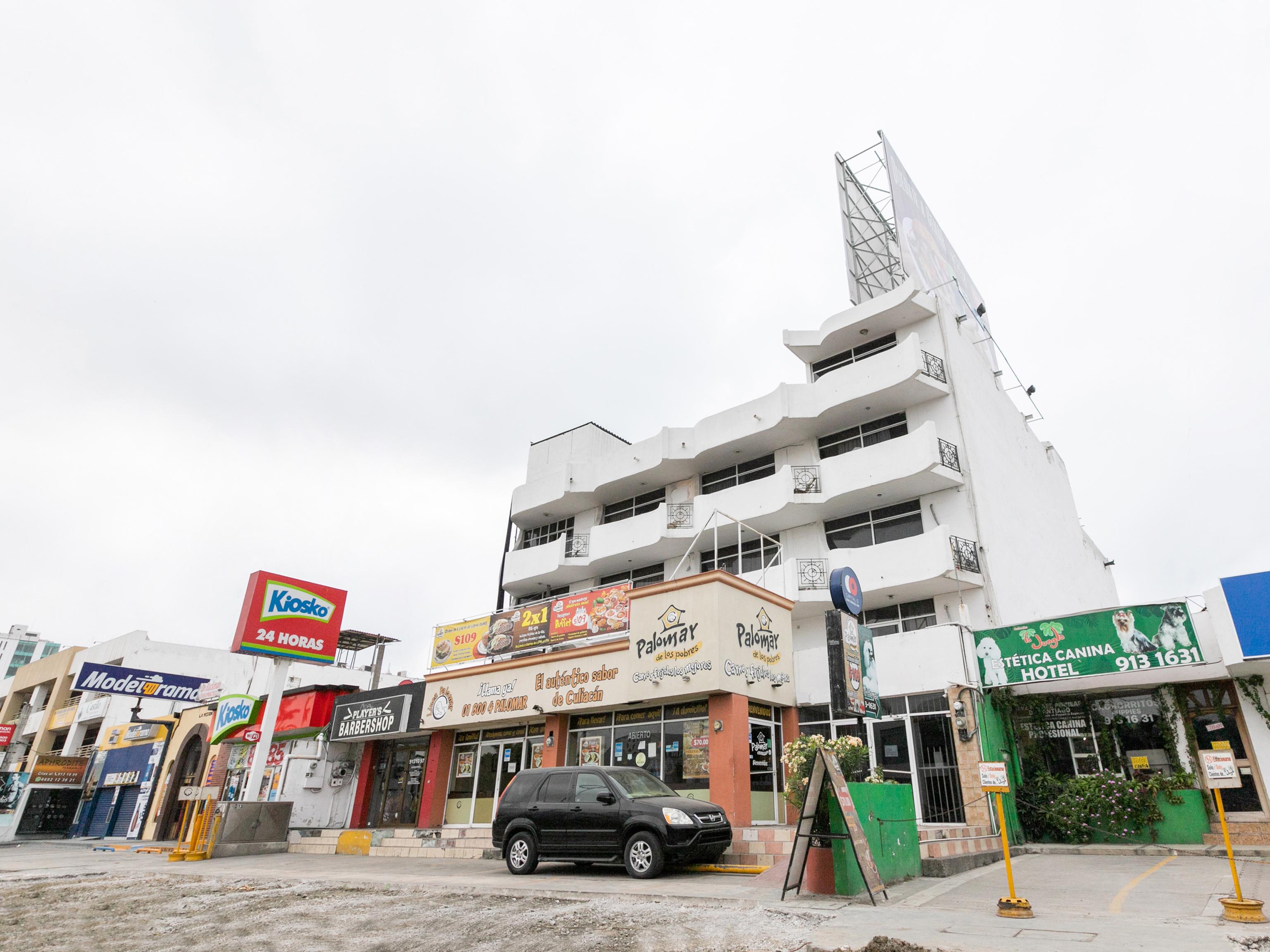 Capital O Zona Dorada Inn, Mazatlán Kültér fotó
